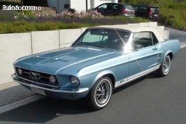 Ford Mustang Cabriolet.