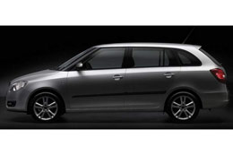 Ny Fabia stasjonsvogn på vei Ny Fabia stasjonsvogn på vei